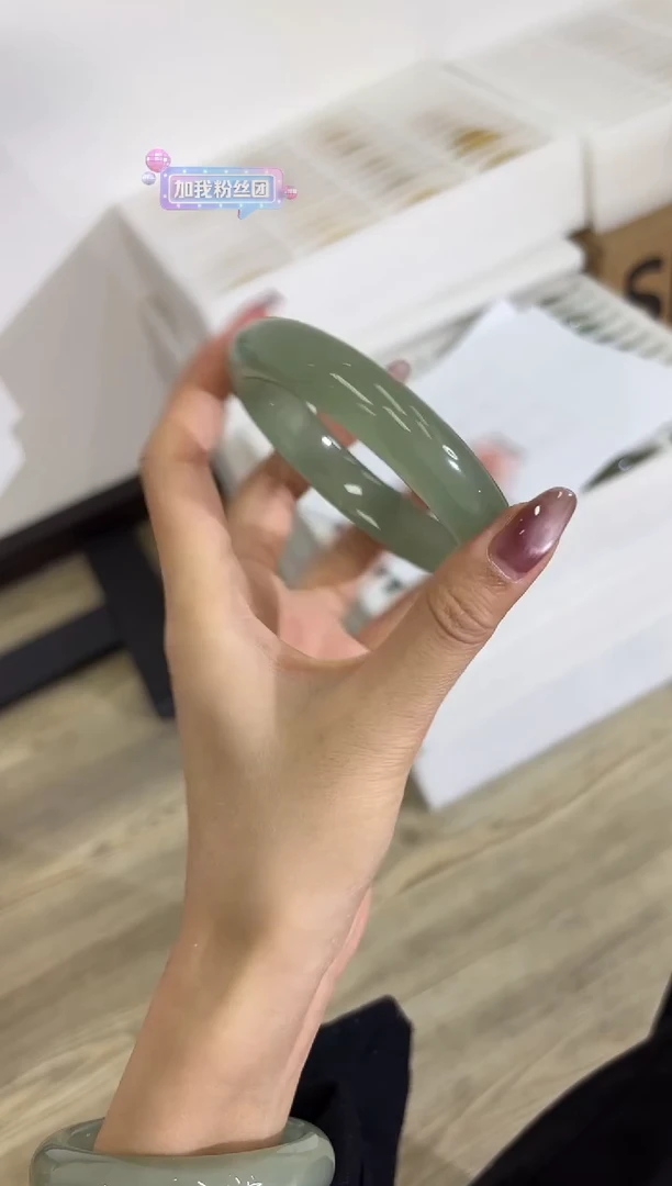 未镶嵌手镯石英质玉34-64D