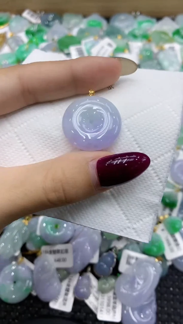 翡翠18K金镶嵌颈饰111111111111