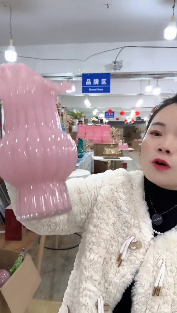 【闪购商品】无铅玻璃甄选花器-w-早4