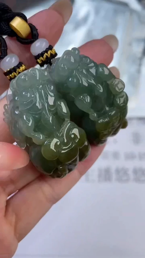翡翠挂件未镶嵌294398    /一对发