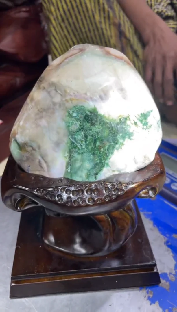 【闪购商品】硅化玉摆件未镶嵌60