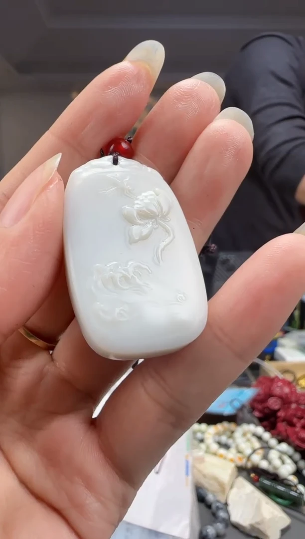 【闪购商品】和田玉颈饰未镶嵌拍一发一多样性发货