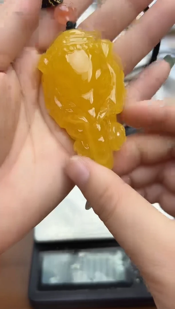 未镶嵌蜜蜡裸石蜜蜡吊坠