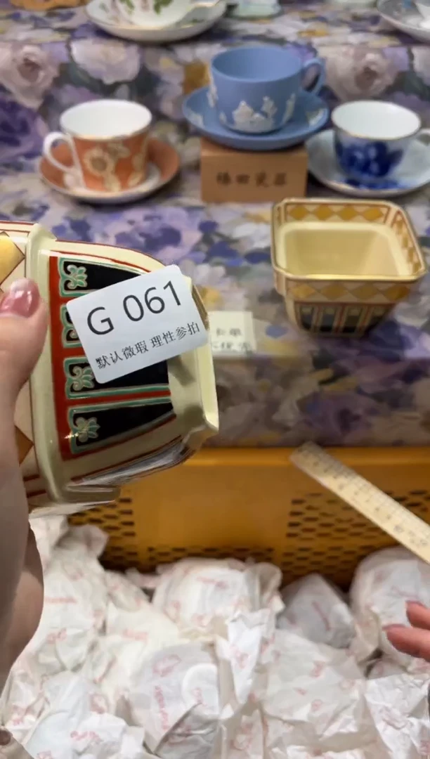 瓷片·**·G        061