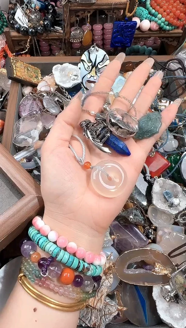 玛瑙/玉髓未镶嵌珠宝半成品56464564