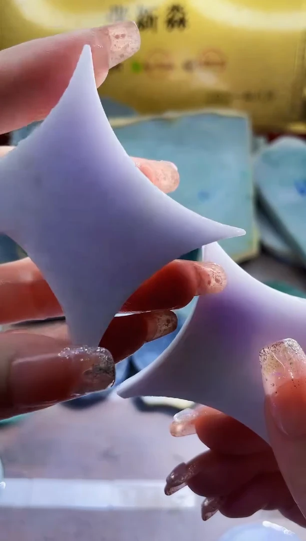 翡翠挂件未镶嵌小梦78多样性发其一