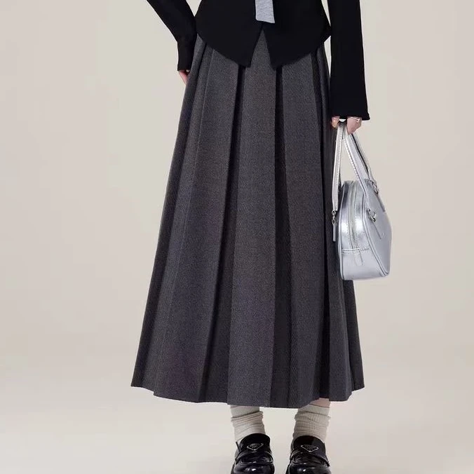 A字大裙摆百褶长裙