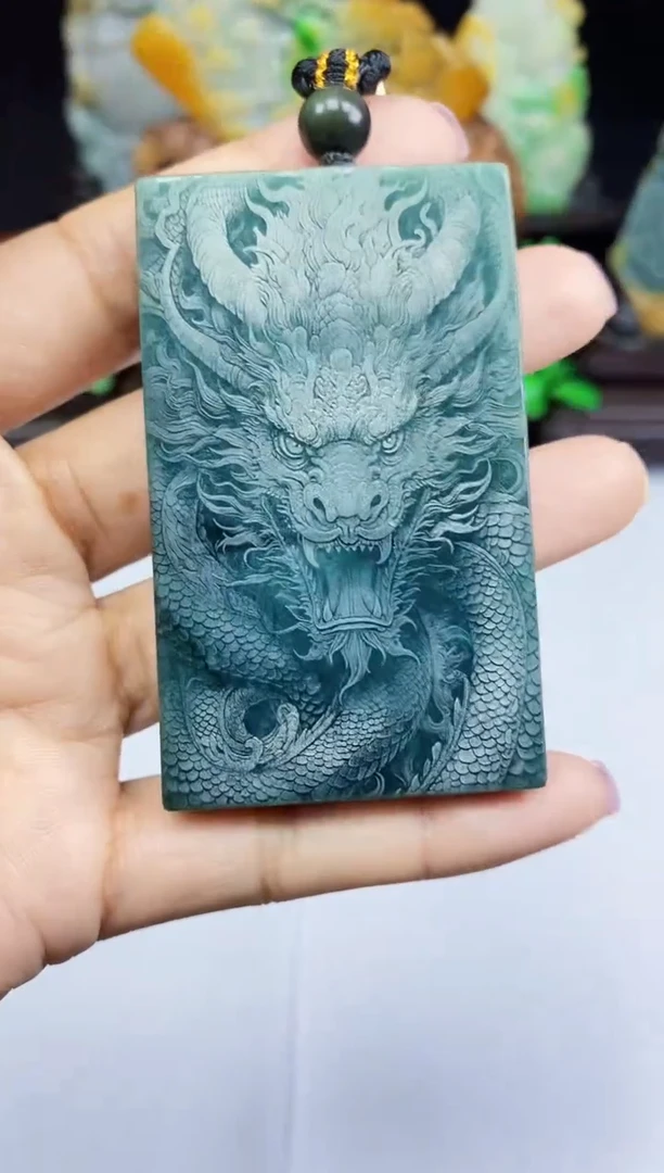 【闪购商品】翡翠颈饰未镶嵌翡翠A货