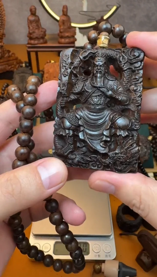 贡木吊坠《巴布亚贡木》新品御龙立刀关公+108颗