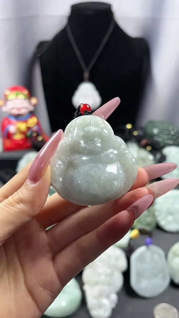 【闪购商品】翡翠颈饰未镶嵌大肚佛
