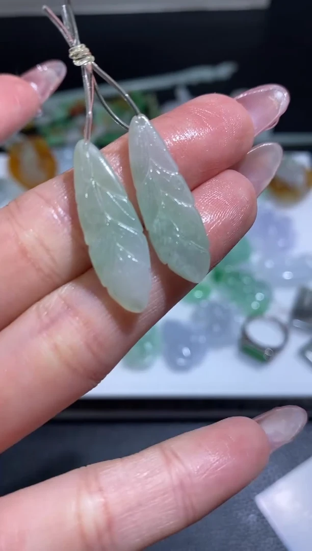 未镶嵌定制翡翠翡翠毛货~