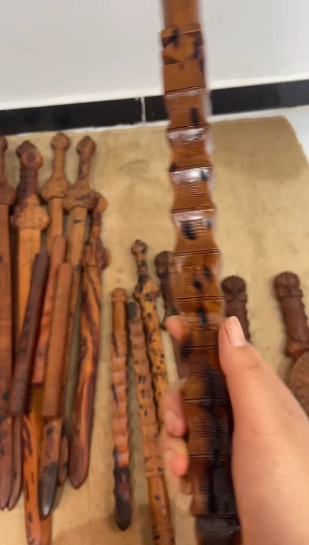 木枣木瑕疵40公分九节鞭——不退换