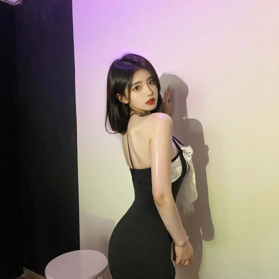 柠檬物语约会内衣性感纯欲包臀裙挂脖火辣秘书OL免T制服睡衣黑色