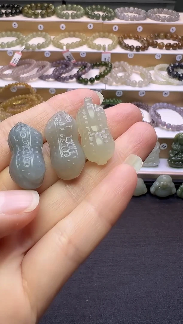 颈饰未镶嵌和田玉74号链接多样性发一