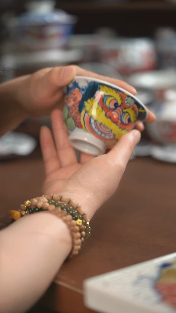 宠粉福利价         压手