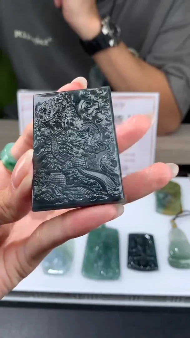 【闪购商品】定制翡翠未镶嵌不退不换CMH1件-A