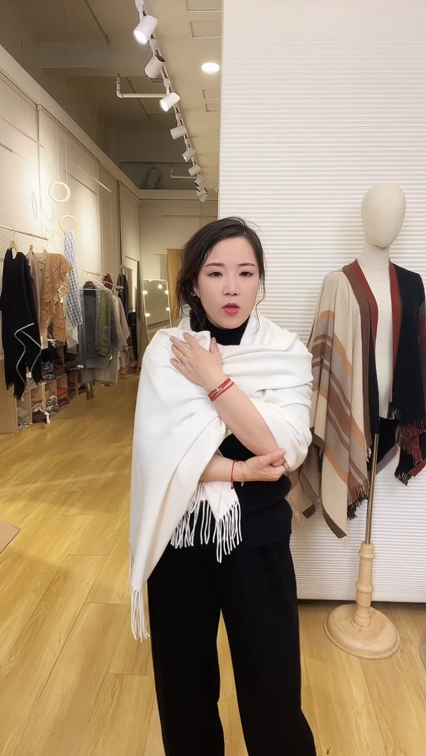 山羊绒围巾披肩 白色