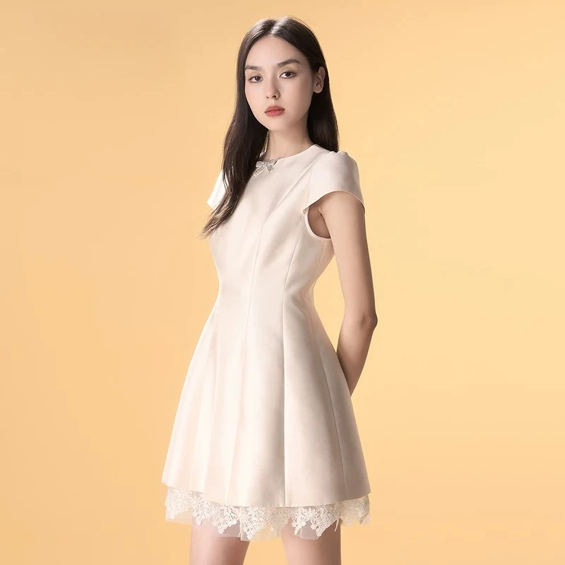 miu系蝴蝶结连衣裙2025夏季新款蕾丝拼接收腰A字裙摆千金风裙子女