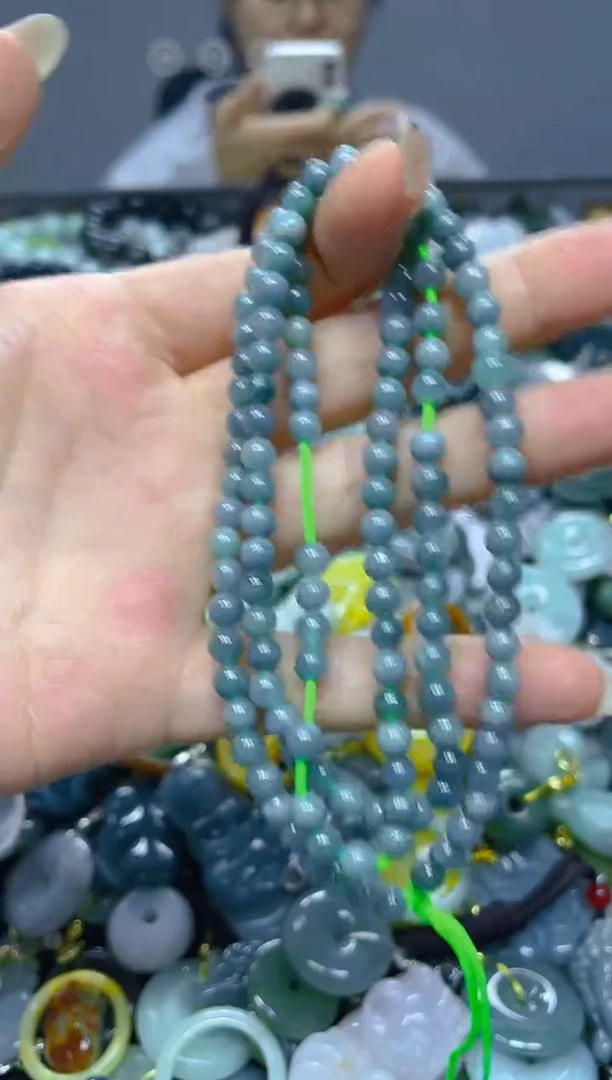 颈饰未镶嵌翡翠4MM/ N /翡翠A货，一件也是批发价