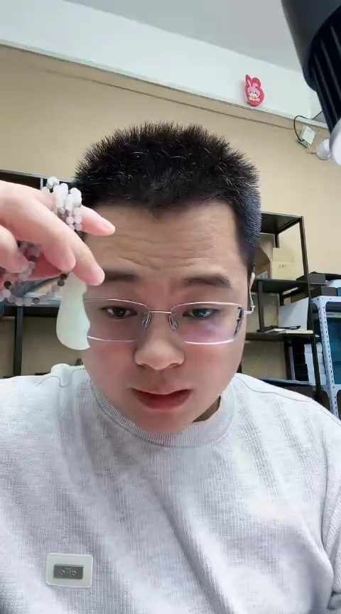 未镶嵌和田玉挂件和田玉