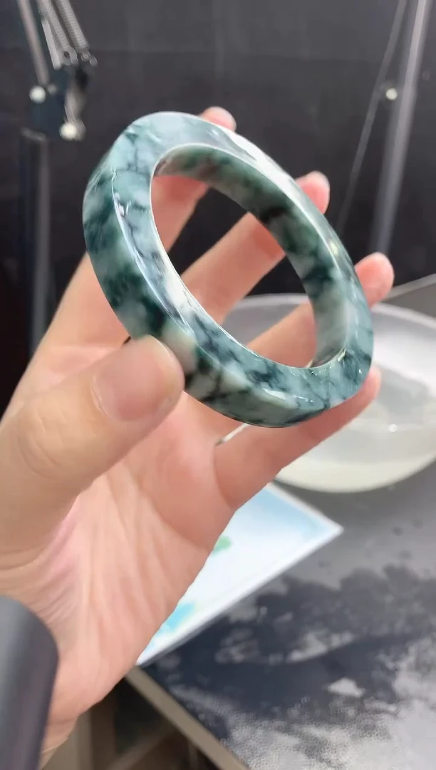 【闪购商品】定制翡翠手镯未镶嵌36 60-63正