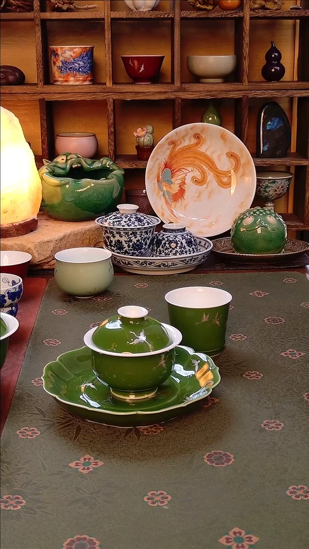 【手工手绘仙鹤帝王绿盖碗+壶承+主人杯】