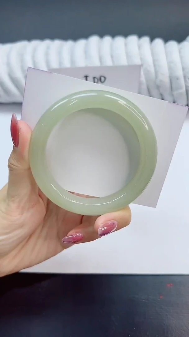 未镶嵌手镯石英质玉58/58.5