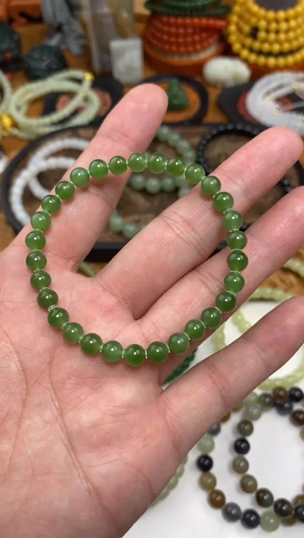 颈饰未镶嵌和田玉手串