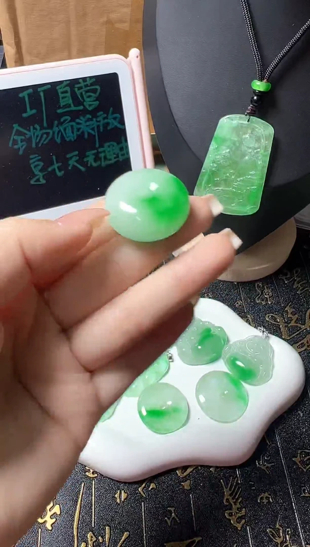 颈饰未镶嵌翡翠所见即所得，一图一物