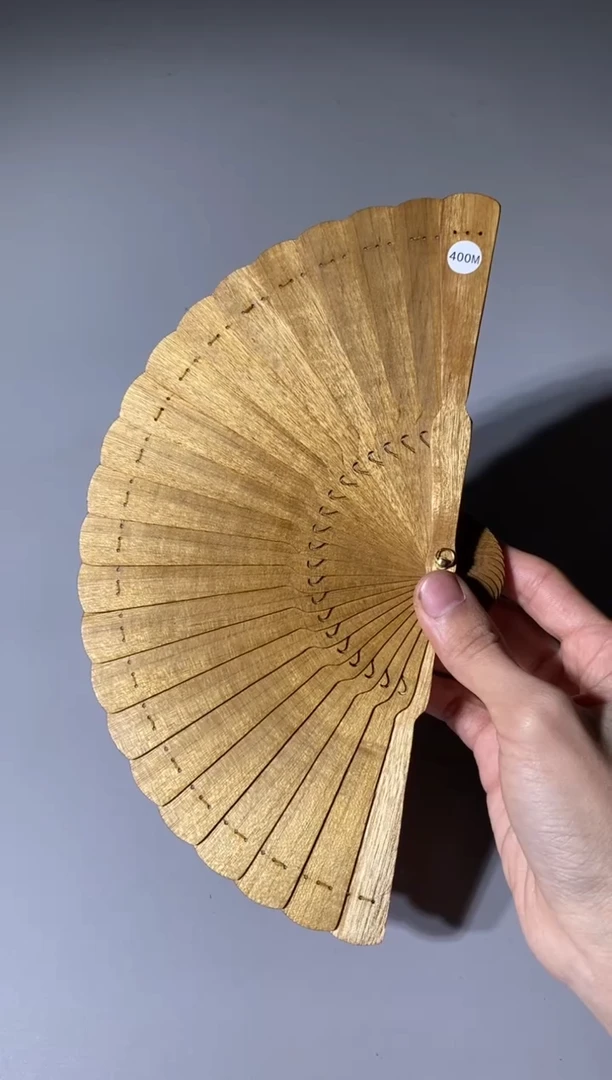 【闪购商品】金丝楠木雕400号15cm金丝楠木小叶桢楠扇子