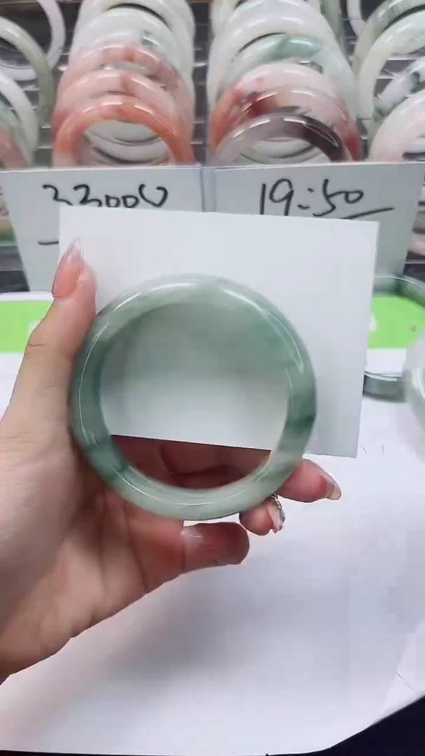 【闪购商品】石英质玉手镯未镶嵌A86-56/57