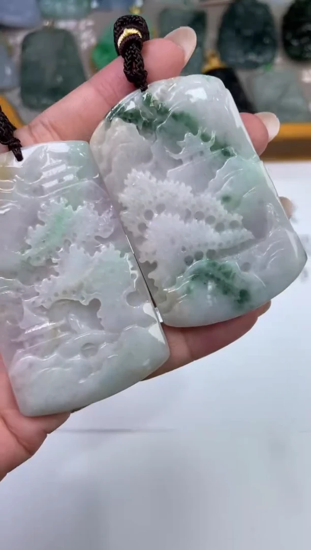 翡翠挂件未镶嵌298740  /多样性一件发