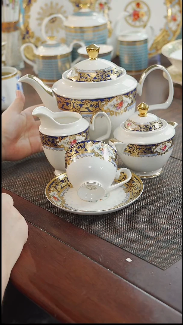 瓷片茶壶糖缸奶缸+杯碟两套
