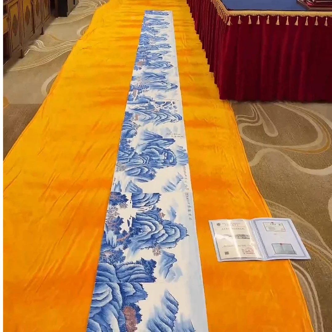 李希涛 青花瓷山水 册页 700cm*50cm  手绘