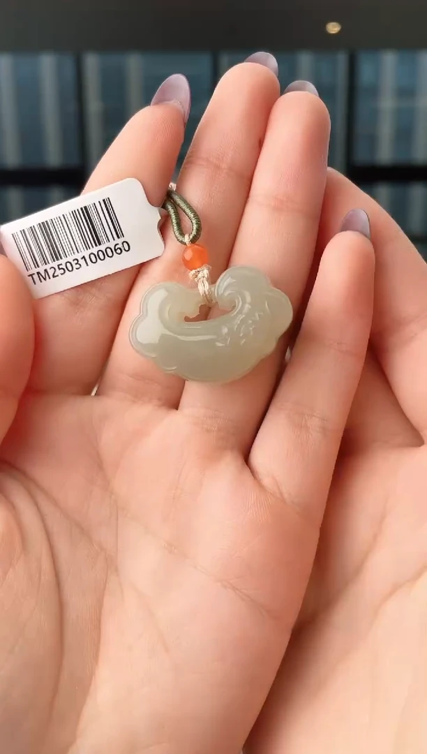 颈饰未镶嵌和田玉锁 多样性发其一