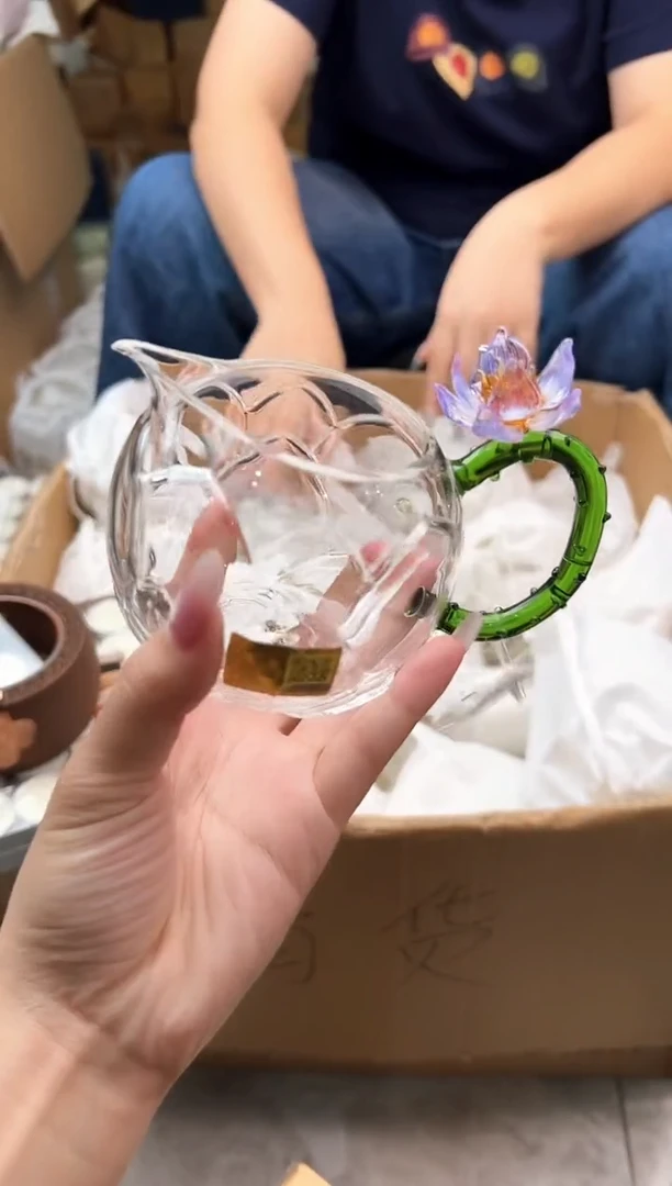 禾墨莲华湖绿色