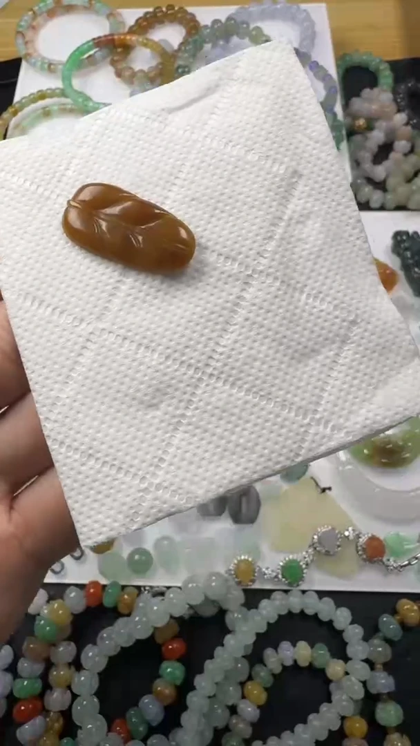 颈饰未镶嵌翡翠【闪购商品】 天然翡翠