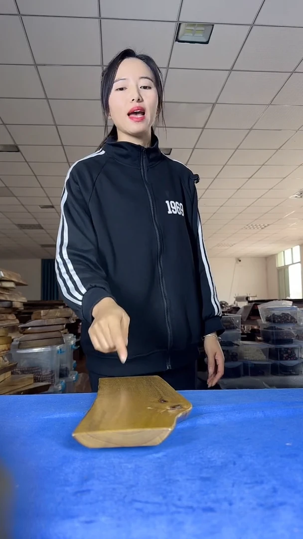 2以主播讲解为主（不含配件）