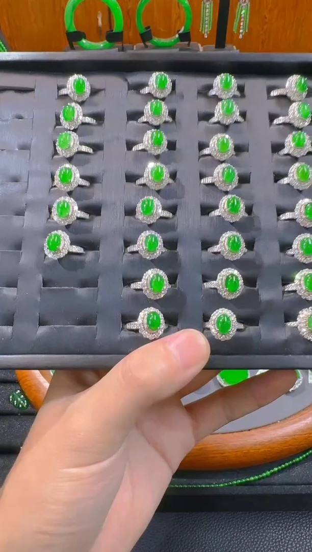 翡翠戒指未镶嵌天然A货翡翠+发其一