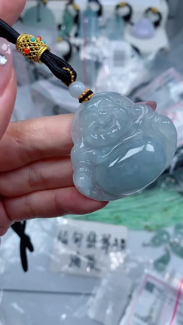 颈饰未镶嵌翡翠吊坠