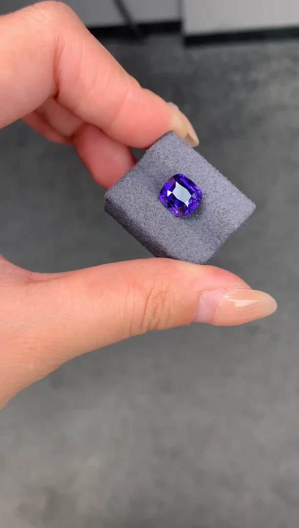 【闪购商品】彩色蓝宝石裸石未镶嵌5ct无烧紫蓝宝