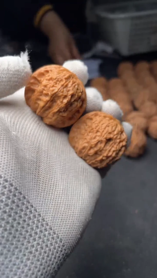 把件桃核a42  血麒麟  38尺