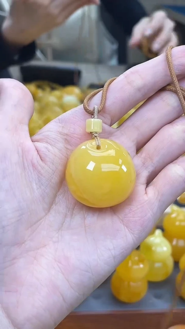 裸石琥珀未镶嵌J35