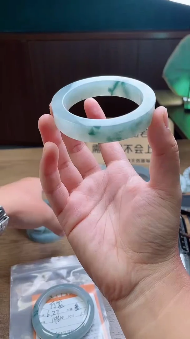 定制翡翠手镯未镶嵌龙*子定制