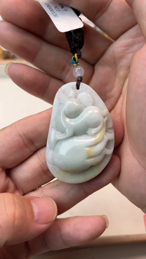 颈饰未镶嵌翡翠平**财天然翡翠