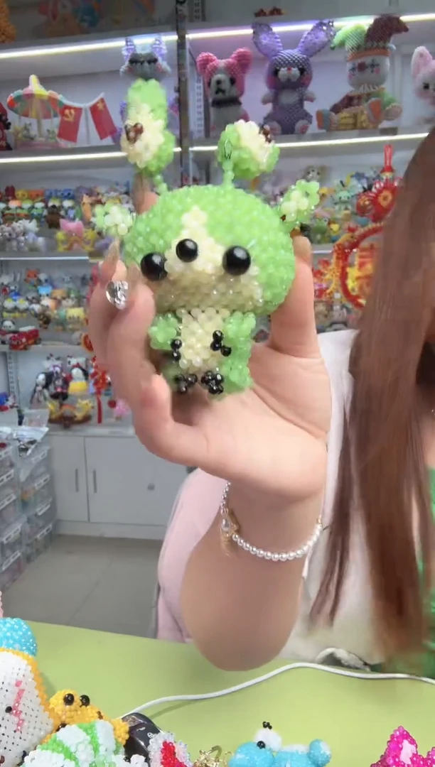 玻璃1532卡4水晶牛油果材料包1套