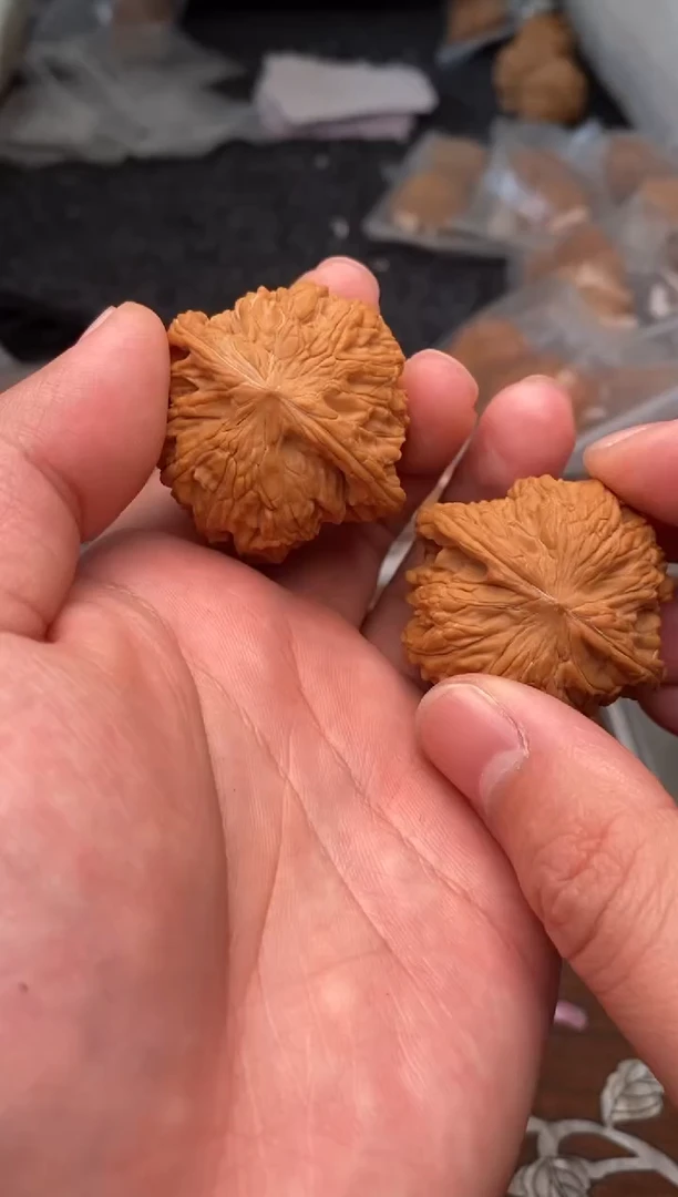 【闪购商品】文玩核桃把件G82号38尺磨盘