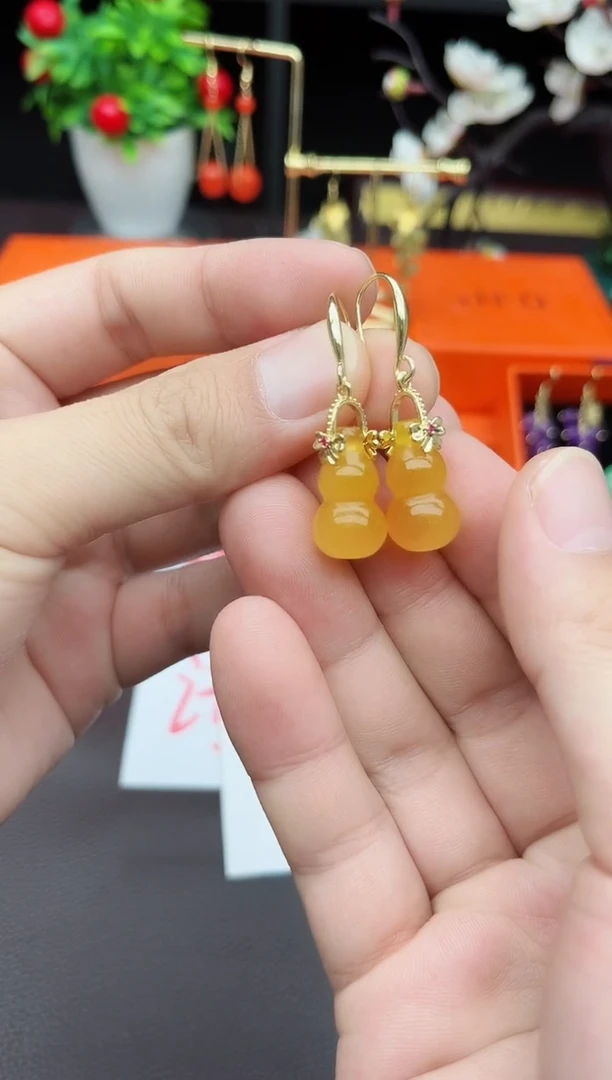 玛瑙/玉髓耳饰未镶嵌333000