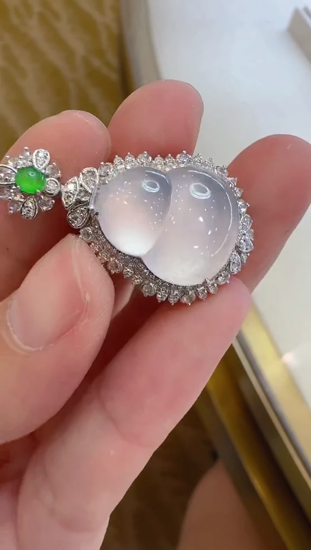 翡翠18K金镶嵌吊坠(不含链)多样性团购发一件