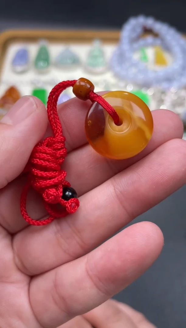 【闪购商品】蜜蜡裸石未镶嵌79........